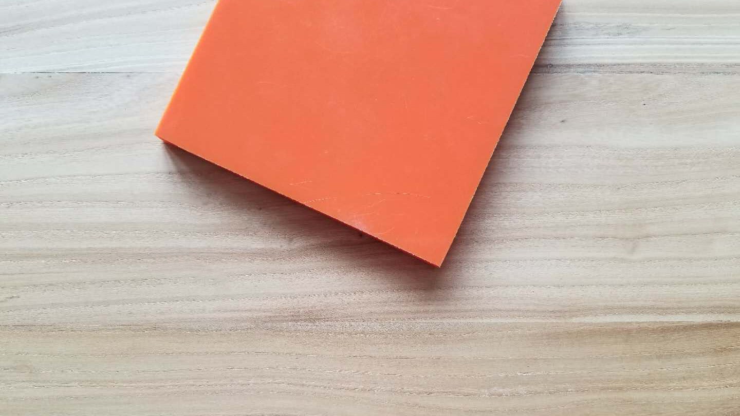 <a href=http://www.zy219.com/product/2/1/35.html target=_blank class=infotextkey>超高分子量聚乙烯板</a>